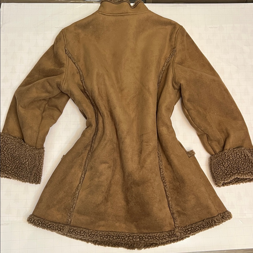 L.L. BEAN VINTAGE BROWN SHEARLING TEDDY MIDI LENGTH BUTTON FRONT COAT M - Picture 5 of 16